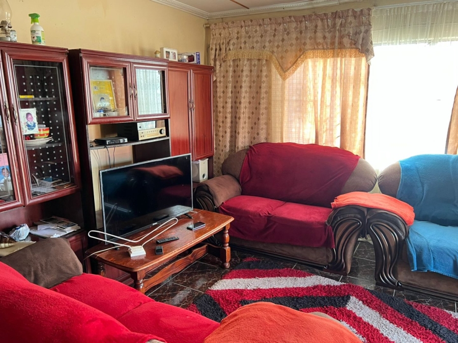 3 Bedroom Property for Sale in Scenery Park Eastern Cape